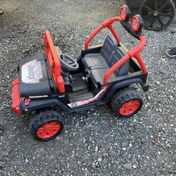 Power Wheels Jeep Wrangler -FREE