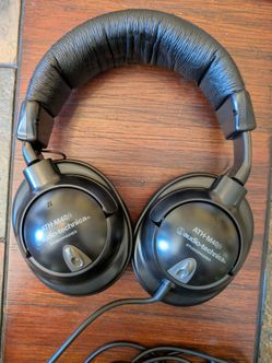 Audio-Technica ATH-M40fs Studio Headphones Brand New Pads