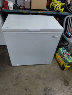 7 CU FT Chest FREEZER