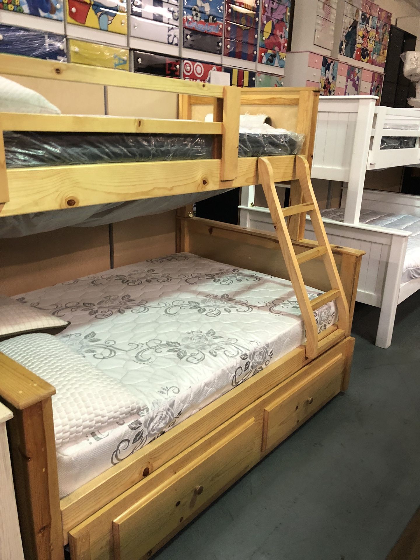 Twin Full Bunk Beds Pinewood