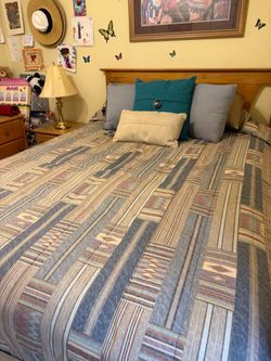 3pc bedroom suite with queen mattress and box springs