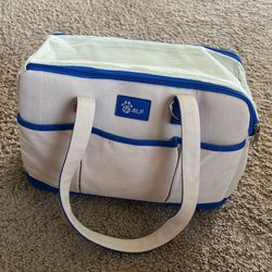 Breathable puppy tote bag