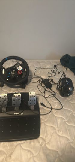 Logitech G29 Racing Wheel, Pedals & Shifter – $275