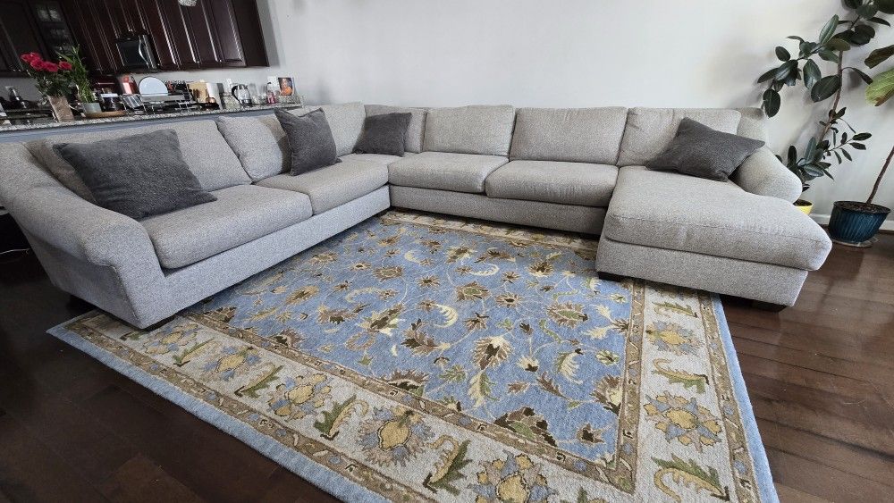 Sectional Sofa