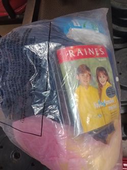 Free ring coats good for field trips