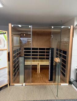 2022 Clearlight Sauna by Jacuzzi Lightly Used in Great Condition - Culver City, CA