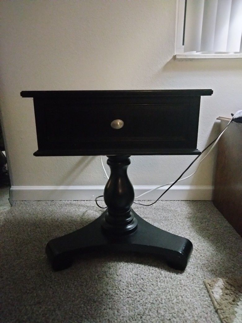 Black Side Table With Drawer