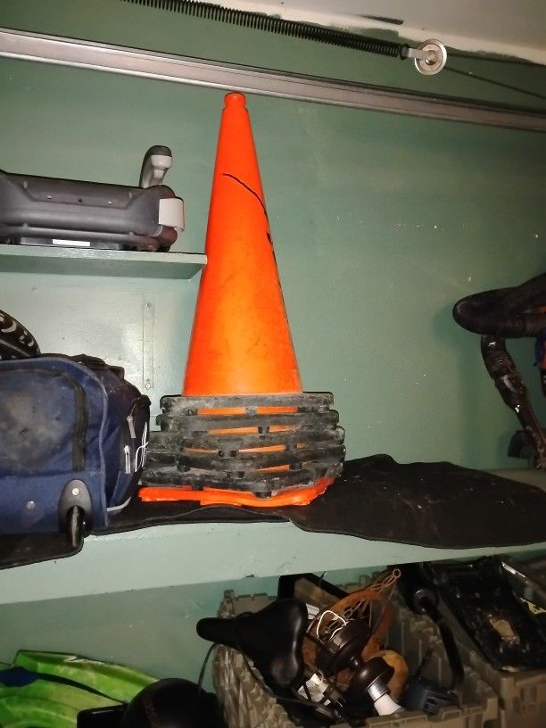 28-in Big Safety Cones