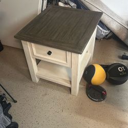 American Furniture Warehouse Coffee Table