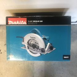 Makita 7-1/4 in. Corded Circular Saw