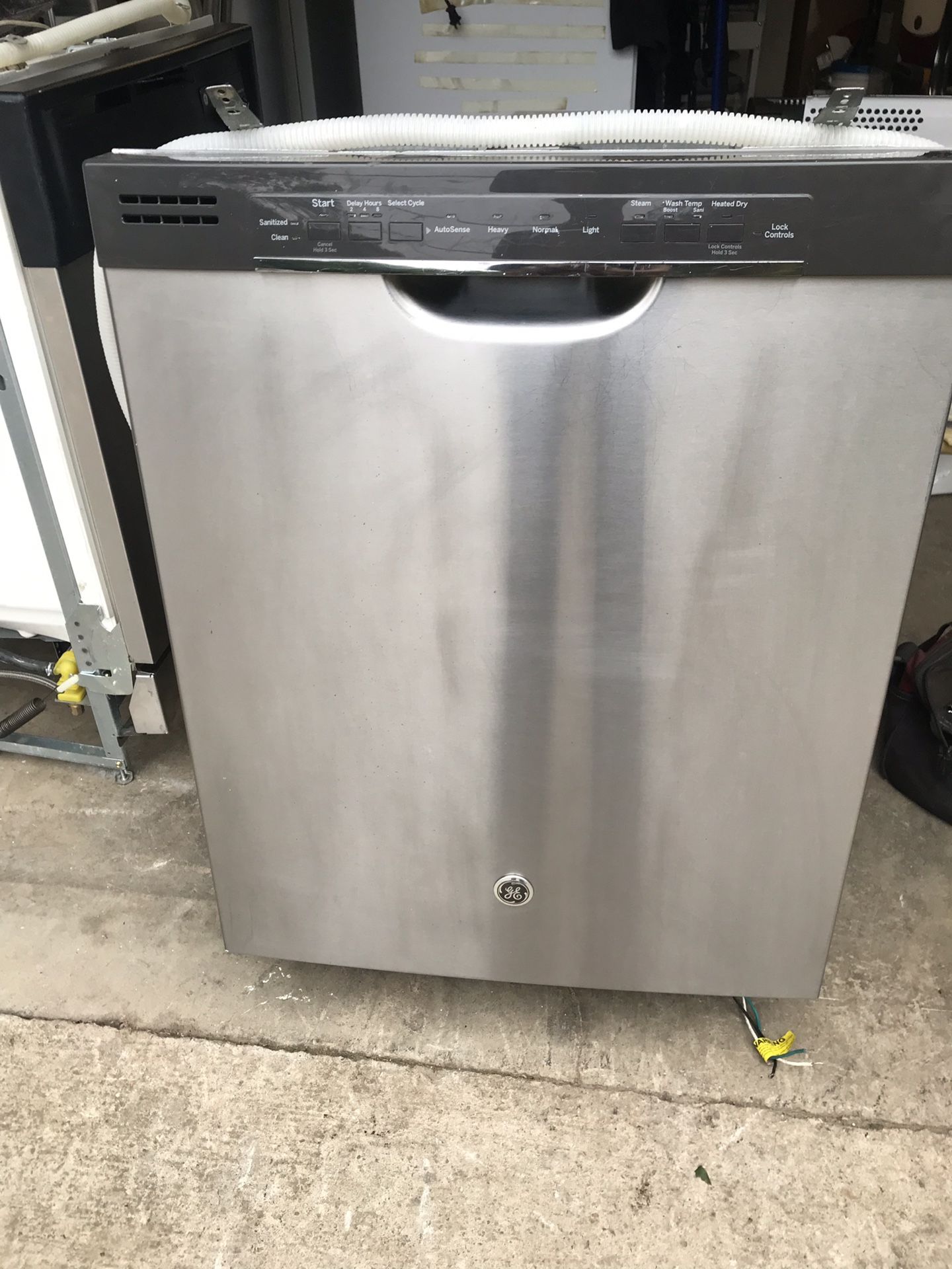 GE stainless steel dishwasher
