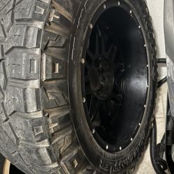 Weel And Tire For Sale 