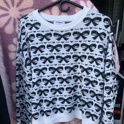 2 sweaters 1 coat Nice