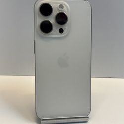 Apple iPhone 15 PRO 128gb. ( Unlocked Cellphone )
