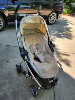 Quinny Foldable Recliner Stroller