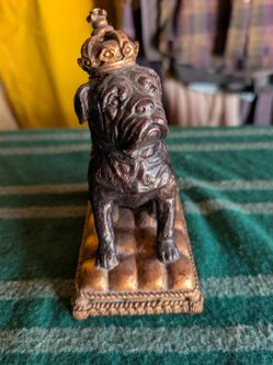 King Bull Dog Statue Figure