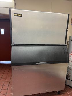Commercial Ice Machine