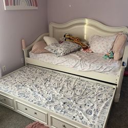 Twin Trundle Bed 