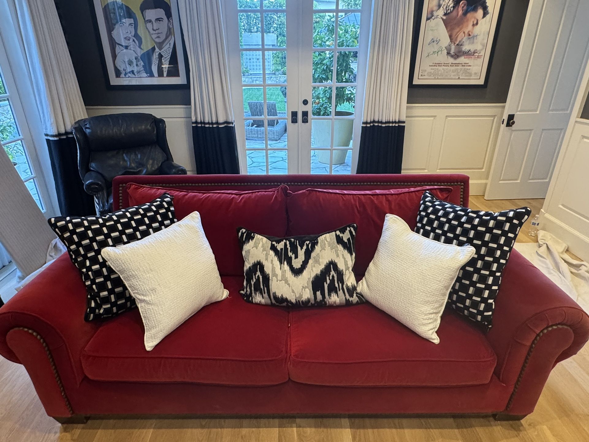 2 Red Couches Sofas