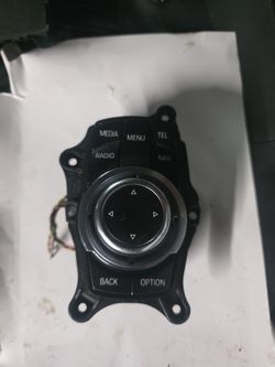 For BMW 1 , 3 , 5  Series E90 X1 E84 X5 E70 X6 E71 iDRIVE MEDIA SWITCH CONTROLLER