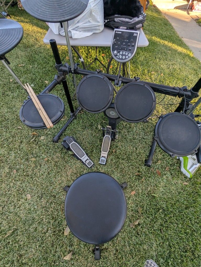 Alesis Drums
