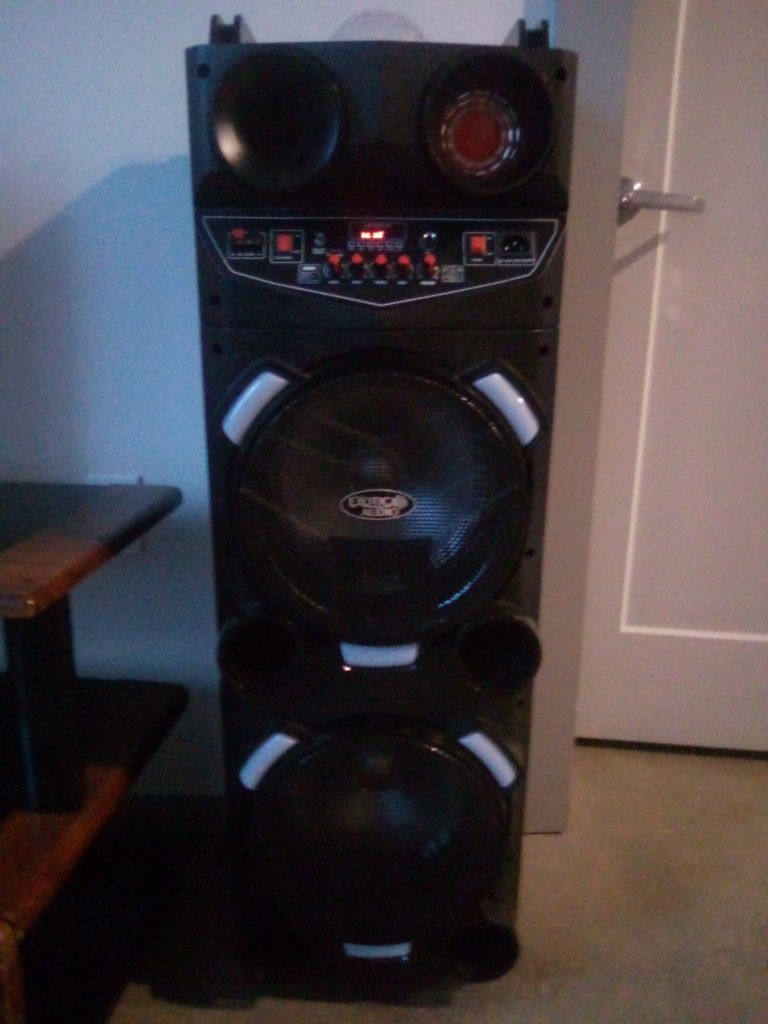 Sharp Exotic Audio Bluetooth Speaker