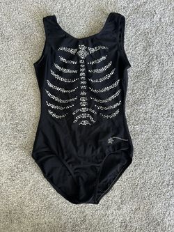 Destira Halloween Leo