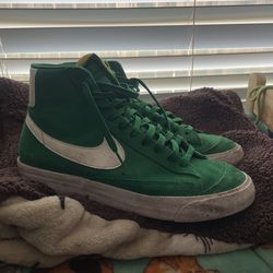 Nike blazers Men’s 9 Green