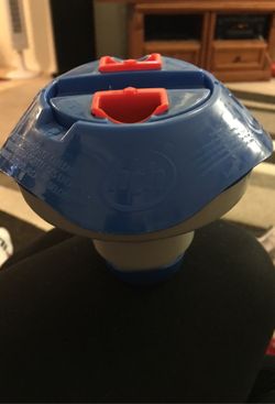 Small Floating pool chlorine dispenser