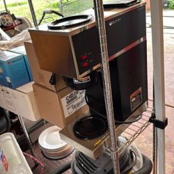 Bunn Coffee Maker With Two 12cup Glassware