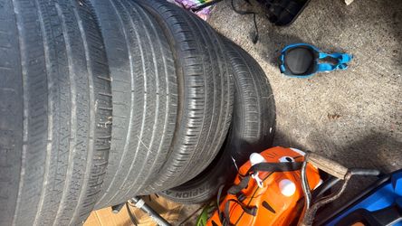 Pirelli Scorpion Weatheractive 245/50R20 Tire
