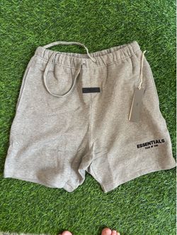 Essential Shorts Size L