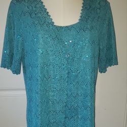 Belle Amie Turquoise Laser Cut Detail Faux with Sequin Short Sleeve Blouse/Top (Size L)

