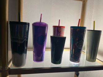 Star bucks cups