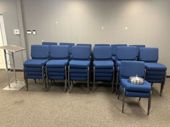 Church Liquidation – 50 Plush Church Seats