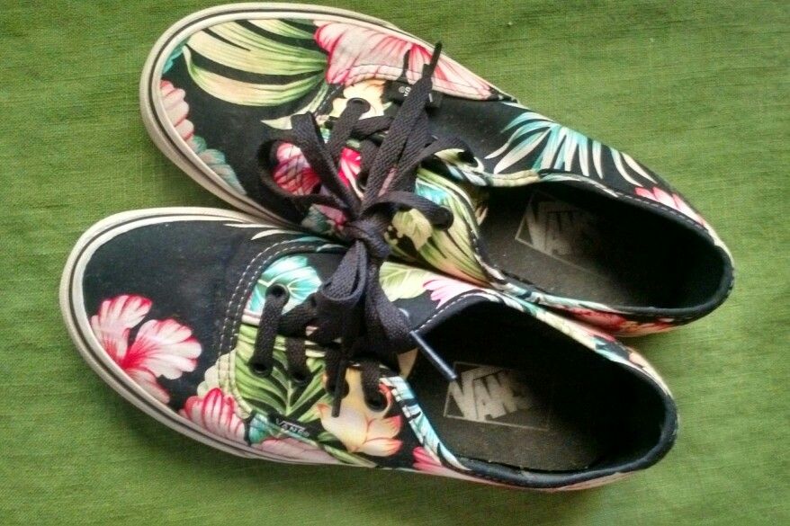 Tropical Vans Women's 7, Good Shape