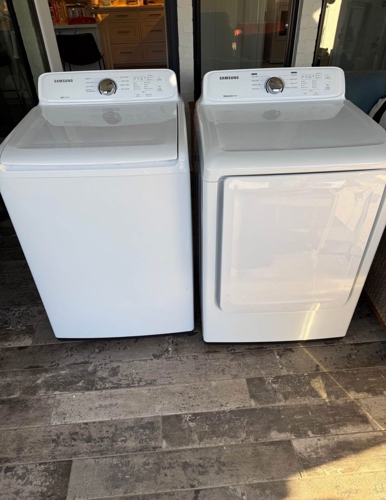Washer And Dryer Set (Can be delivered to your house)
