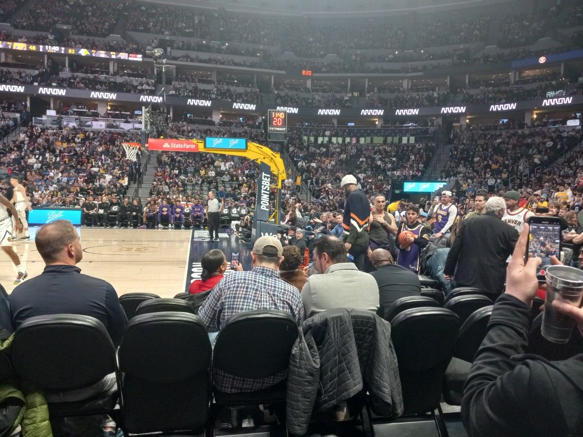 Nuggets vs Lakers