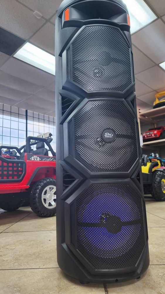 8x3 Led Speaker With Mic And Remote