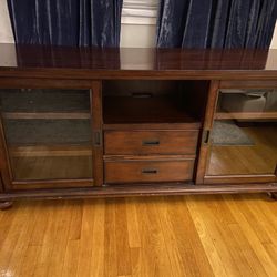 TV Stand/Media Console With Storage