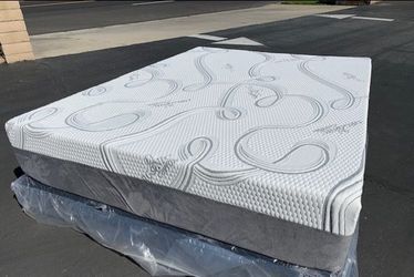 Cal King Organic Cool Gel Memory Foam!!