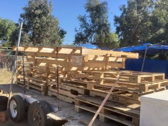 WOOD PALLETS - 25$ each