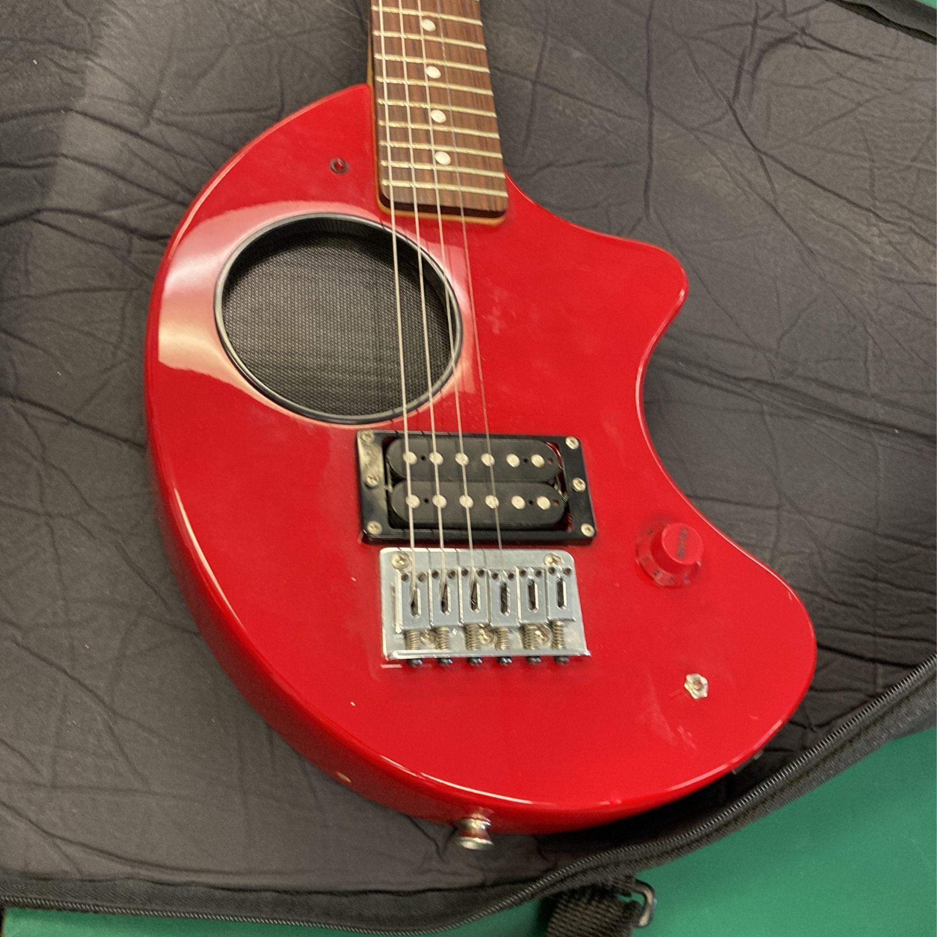 Fernandes ZO-3 Built In Amp Guitar