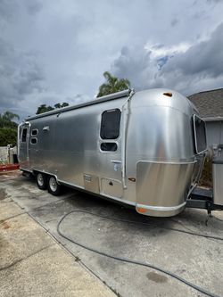 2007 Airstream International 25FB Ocean Breeze