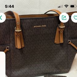 Michael Kors Purse 