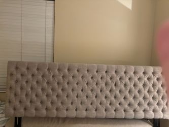 King Headboard tufted/tan - excellent condition