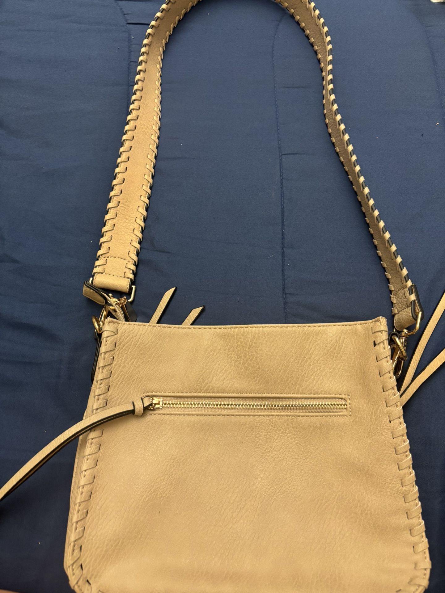 Isabelle Purse 