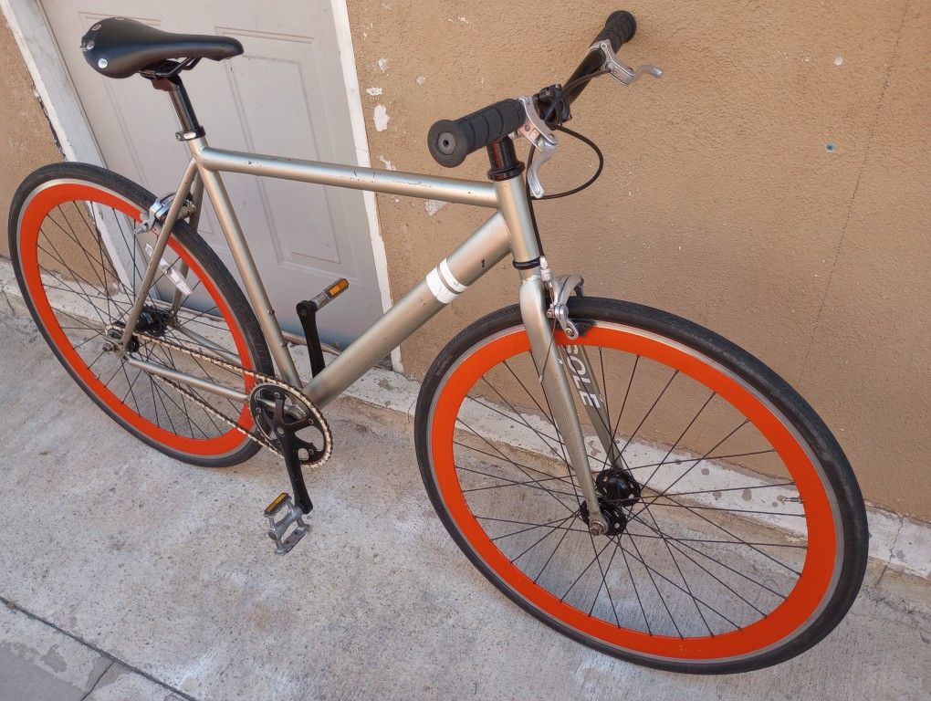 54cm.       FIXIE.     SOLE