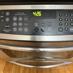 Frigidaire slide in convection oven