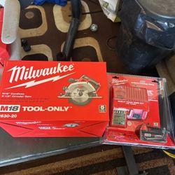 Milwaukee Cordless 6 1/2 Circular, Saw Milwaukee Batteries And Charger